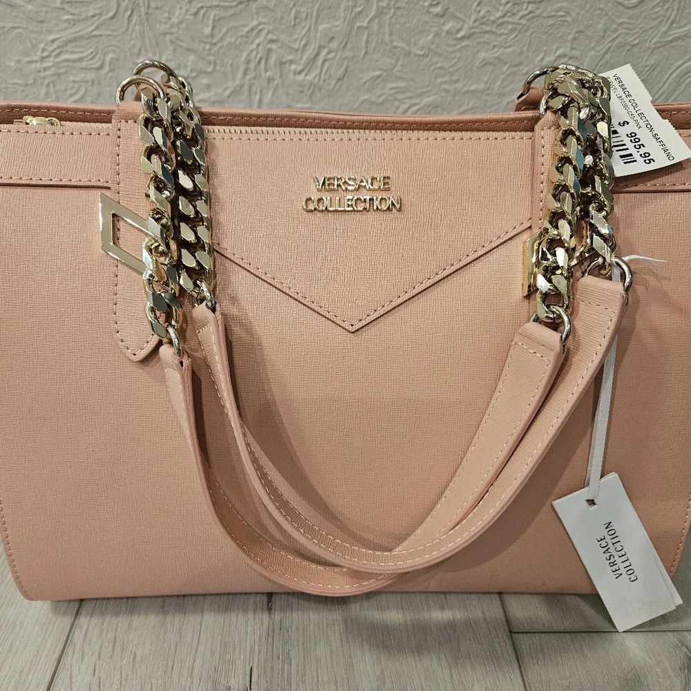 Purse - Picture 1 of 8